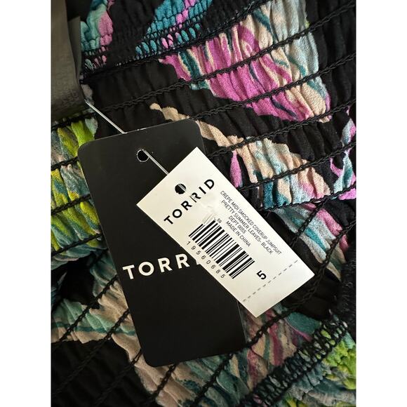 NWT Torrid Crepe Midi Smocked Coverup Jumpsuit Romper 5 5X - Picture 7 of 9